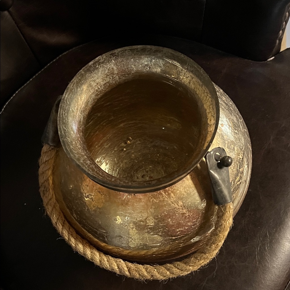 Rustic Brown Glass Vase with Rope Handle - Picture 2 of 3